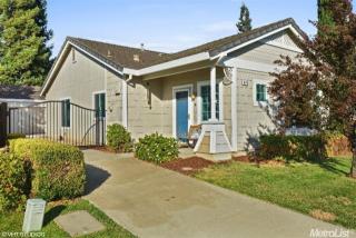 472 Parker Dr, Folsom, CA 95630-7957