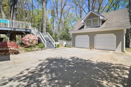 1276 Briardale Ln, Atlanta GA 30306-2624 exterior