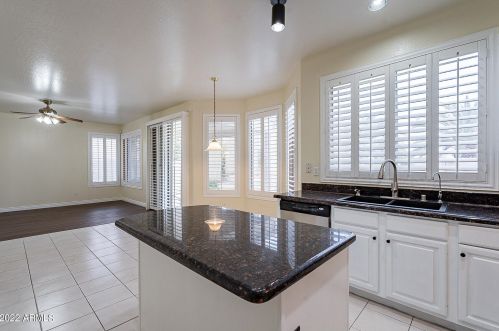 2421 Nolina Dr, Chandler AZ 85286-7420 exterior