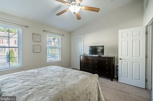 36 Linda Ln, Chester PA 19014-1870 exterior