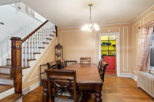 696 3 Ave, Mount Vernon NY 10550-3902 exterior