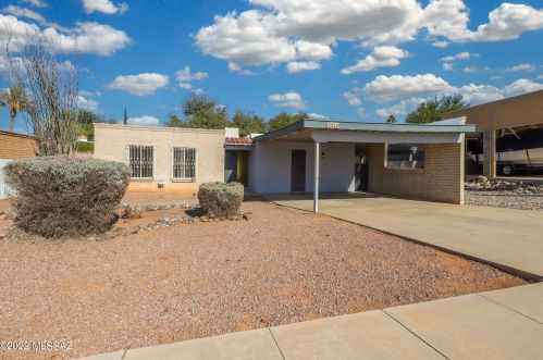 9249 29th St, Tucson AZ  85710-8013 exterior