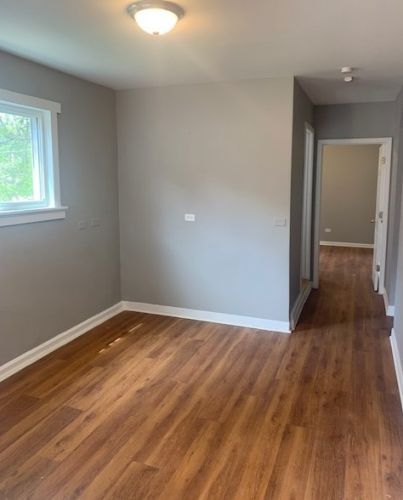 8444 Buffalo Ave, Chicago IL  60617-2609 exterior