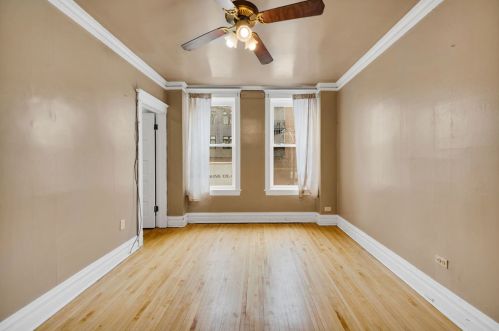 2946 Rockwell St, Chicago IL 60647-4087 exterior