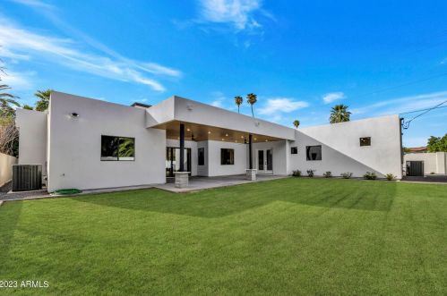 2053 37 Pl, Phoenix AZ 85050-8309 exterior