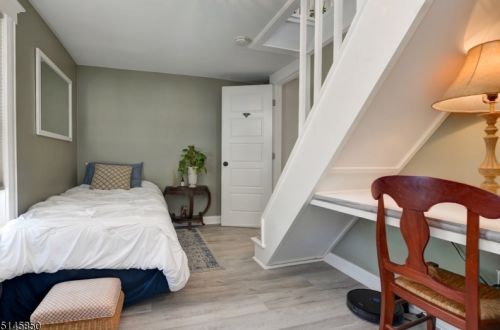 18 Hamilton St, Bloomingdale NJ 07403-1731 exterior