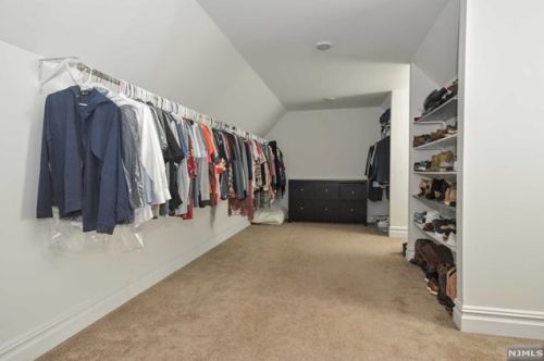 57 Boonton Ave, Kinnelon NJ  07405-2941 exterior