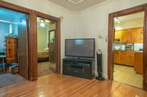 730 St, Union City NJ 07087-2427 exterior