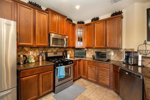 1416 Biltmore Ln, Irving TX exterior