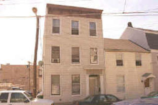 6 Brainard St, Delaware Park, NJ 08865-2817