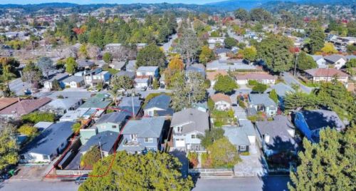 4595 Emerald St, Capitola CA 95010-3822 exterior