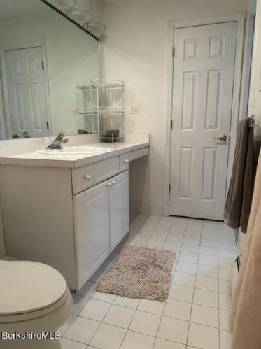 260 Pittsfield Rd, Lenox MA 01240-2309 exterior