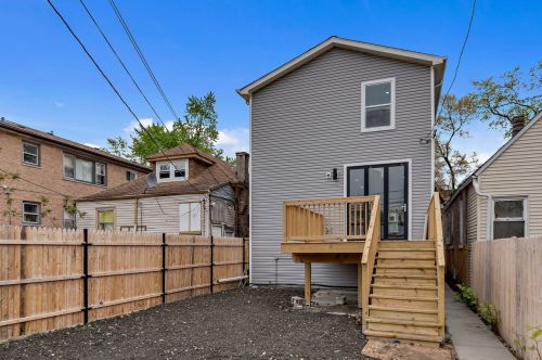 6822 Artesian Ave, Chicago IL  60629-1327 exterior