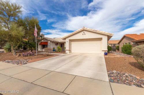 1015 Desert Glen Dr, Tucson, AZ 85755-9165