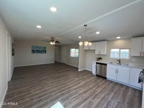 5 Bluefield Ave, Phoenix AZ 85032-1417 exterior