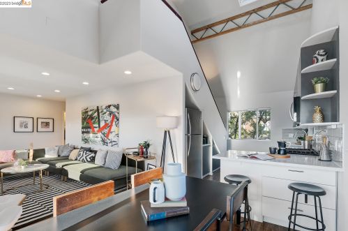 1502 10th St, Berkeley CA 94710-2376 exterior