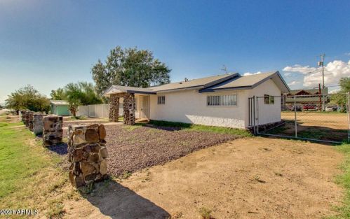 748 Carol Ave, Phoenix AZ 85021-2088 exterior