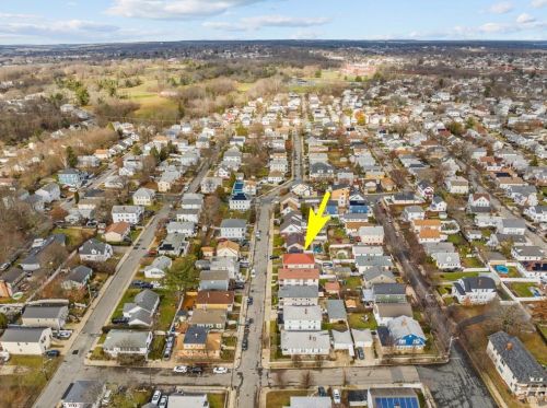 147 Unit St, Providence RI  02909-3929 exterior