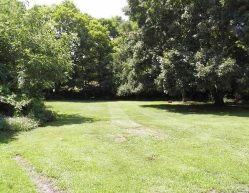 519 Hartford Pike, Killingly CT 06241-1504 exterior