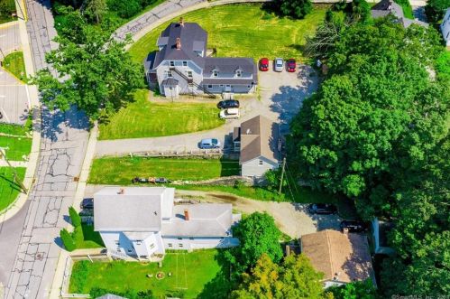 105 Cottage St, Killingly CT 06239-3026 exterior