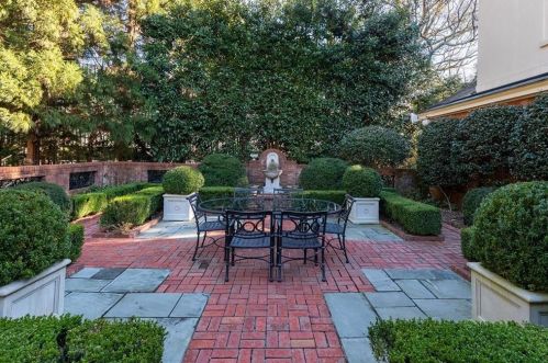 2959 Andrews Dr, Atlanta GA  30305-2905 exterior