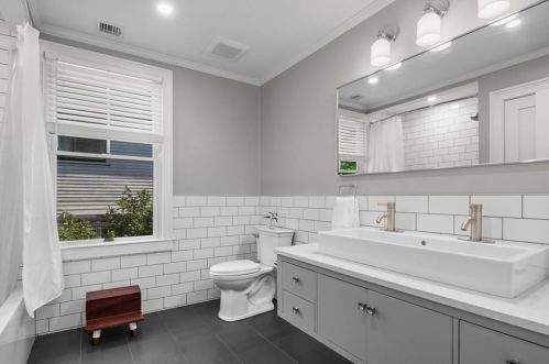 11 Robinwood Ave, Boston MA 02130-2127 exterior