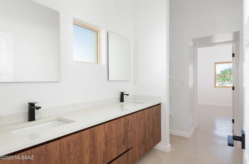 414 18th St, Tucson AZ 85745-3040 exterior