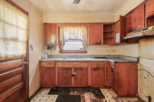 5329 Carpenter St, Chicago IL 60643-1530 exterior