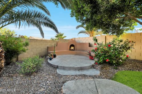 16003 9th Pl, Phoenix AZ  85022-3107 exterior