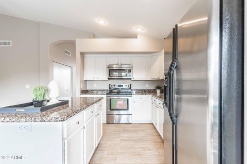 1301 Butler Dr, Chandler AZ 85226-3528 exterior