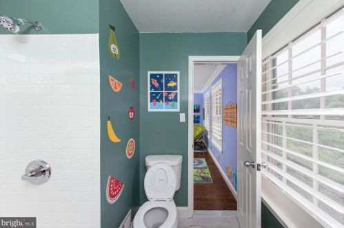 3604 Reservoir Rd, Washington DC  20007-2338 exterior