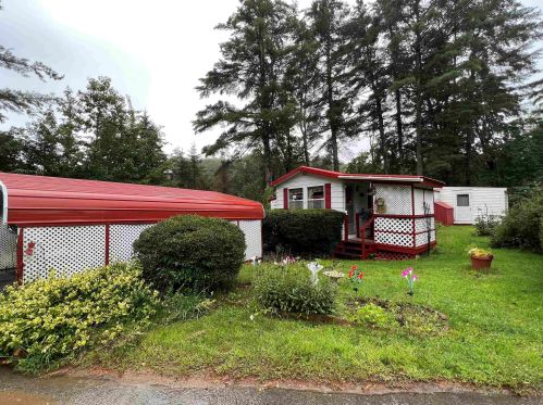 7 Bailey Dr, Concord NH 03303-2700 exterior