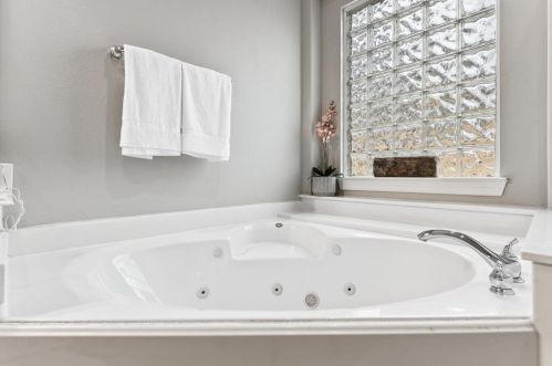 12406 Brazos Bnd Trl, Humble TX 77346-3084 exterior