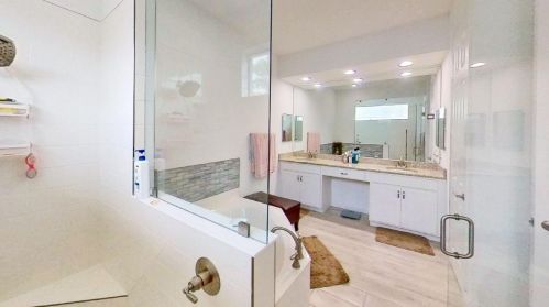 898 Curtis St, Fort Pierce FL 34983-1935 exterior