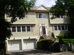 35 Kendall Rd, Newton, MA 02459-2657