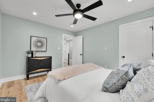 4624 Asbury Pl, Washington DC  20016-4325 exterior