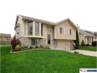 15227 Valley St, Omaha, NE 68144-5472