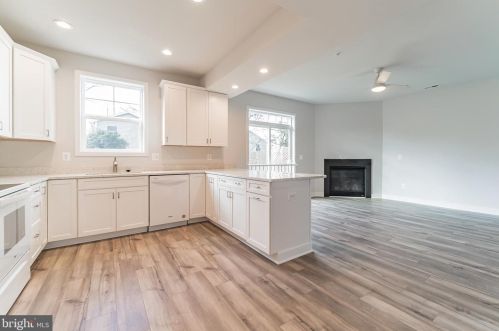 1716 Millstone Dr, Edgewater MD 21037-1945 exterior