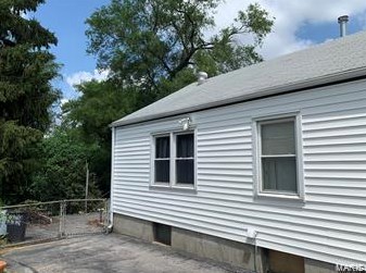 6217 Peurifoy, Saint Louis MO 63134-1808 exterior