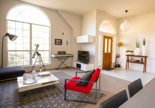 11584 Cedarcliffe Dr, Austin TX  78750-3523 exterior