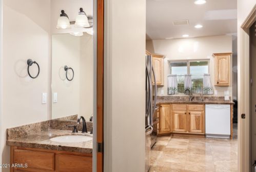 37405 16 St, Phoenix AZ 85086-6479 exterior