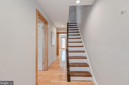 1832 15 St, Washington DC 20009-3938 exterior