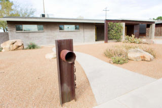 1008 Manzanita Dr, Phoenix AZ  85020-3742 exterior