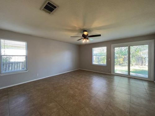 8320 Alum Rock Dr, Austin TX  78747-3707 exterior