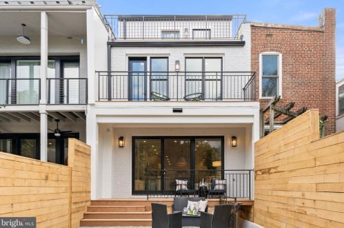 1332 Independence Ave, Washington DC  20003-2365 exterior