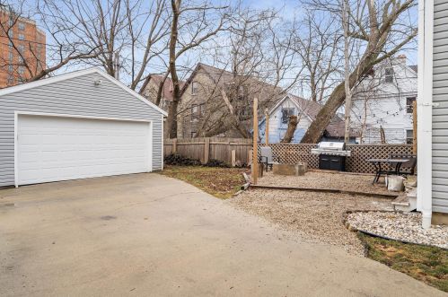 350 Smith St, Milwaukee WI  53207-1508 exterior