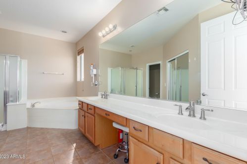 42908 46th Ave, Phoenix AZ  85087-5973 exterior