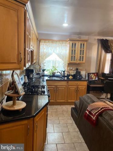 7154 Large St, Philadelphia PA 19149-1110 exterior