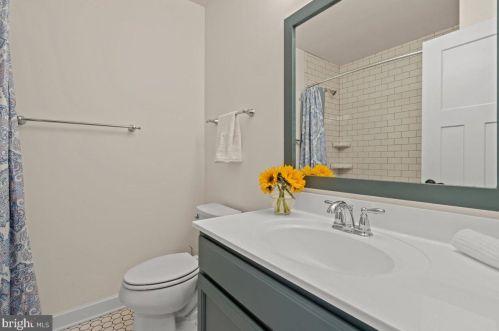 15 Chapman St, Alexandria VA 22301-2202 exterior