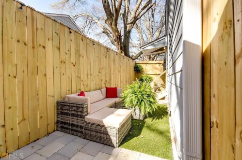 2234 Burroughs Ave, Atlanta GA  30315-7561 exterior